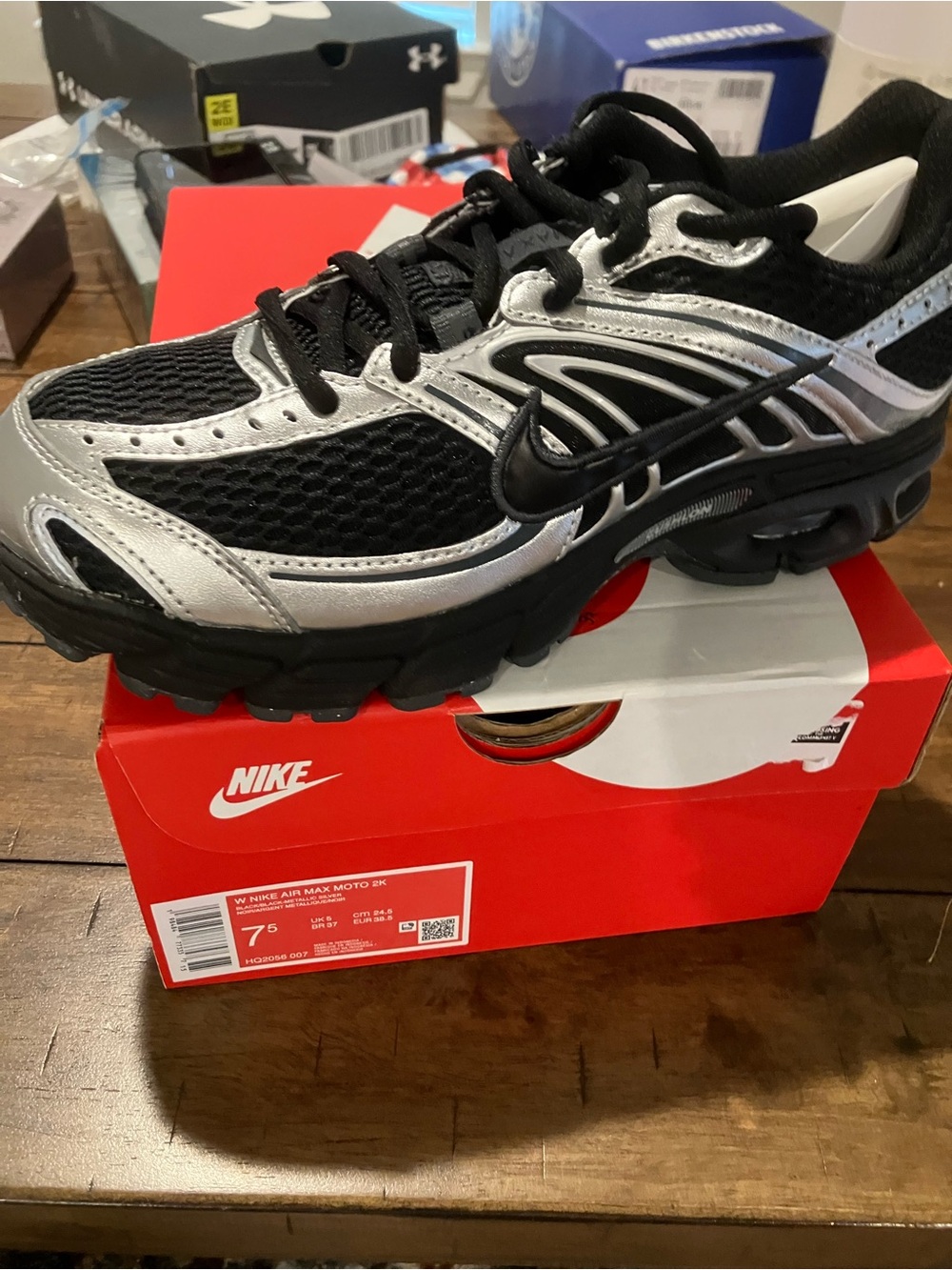 Nike women’s Air Max Moto Running Shoes Sz 7.5